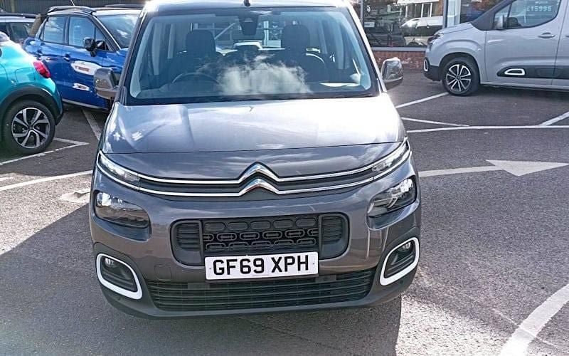 Used Citroën Berlingo Flair 131 HP (96 kW) 2020 Grey MPV