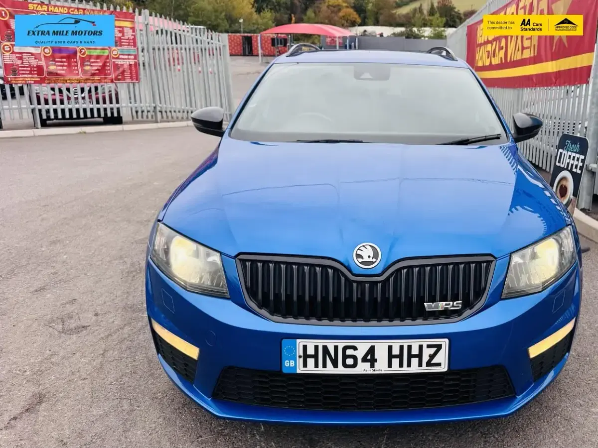 Used Skoda Octavia vRS 184 HP (135 kW) 2014 Blue Hatchback