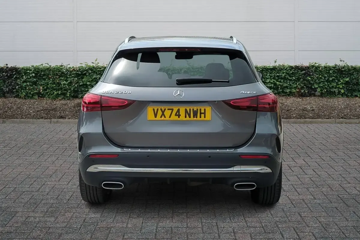 Used Mercedes GLA220 AMG Line Premium Plus 190 HP (139 kW) 2024 Grey SUV