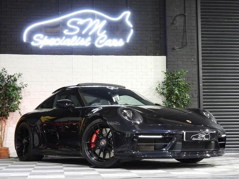 Black Used 2023 Porsche 911 Carrera 4 GTS Coupe | £97,995 (Good price) - Image 1/4