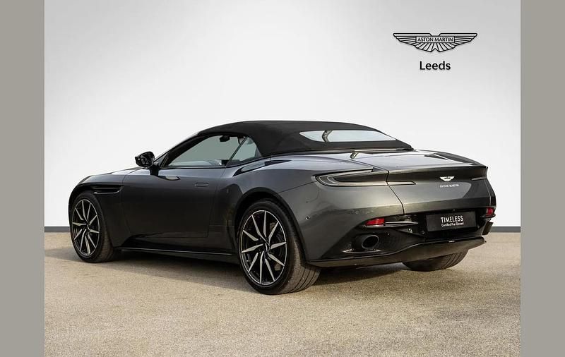 Used Aston Martin DB11 502 HP (369 kW) 2019 Grey Cabriolet