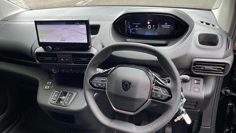 Black New 2025 Peugeot Partner MPV | £22,795 (Expensive) - Image 1/4
