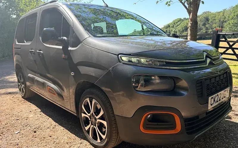 Used Citroën Berlingo XTR 131 HP (96 kW) 2022 MPV