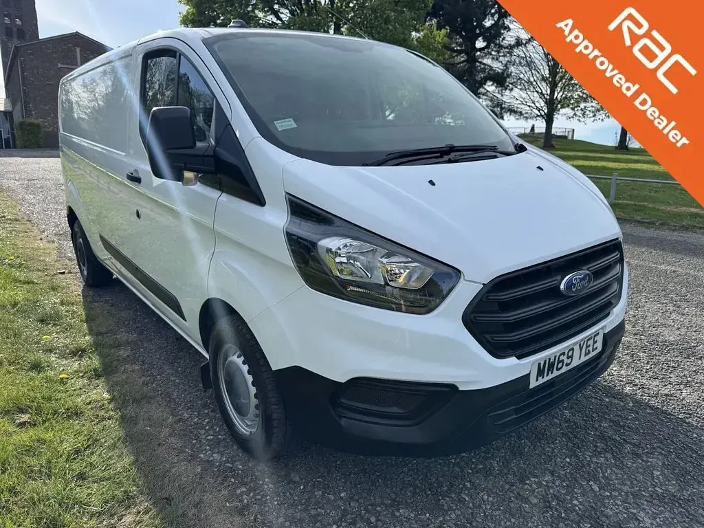 Used Ford Transit Custom S 130 HP (95 kW) 2020 White Van