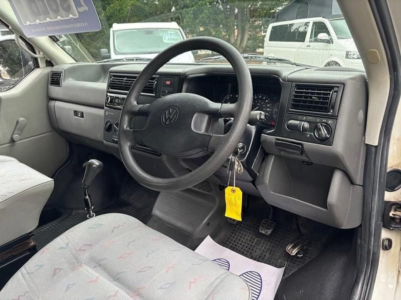 Used VW Transporter 68 HP (50 kW) 1998 White Van