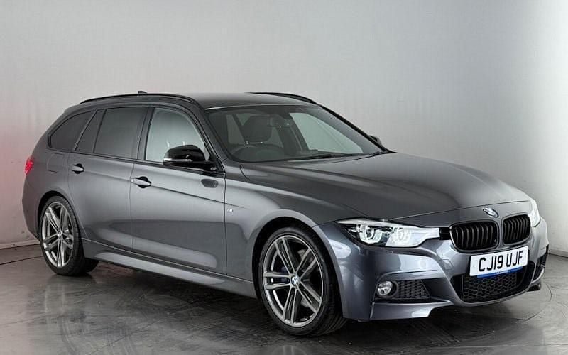 Used 2018 BMW 320 M Sport Estate | £18,550 (Fair price) - Image 1/3