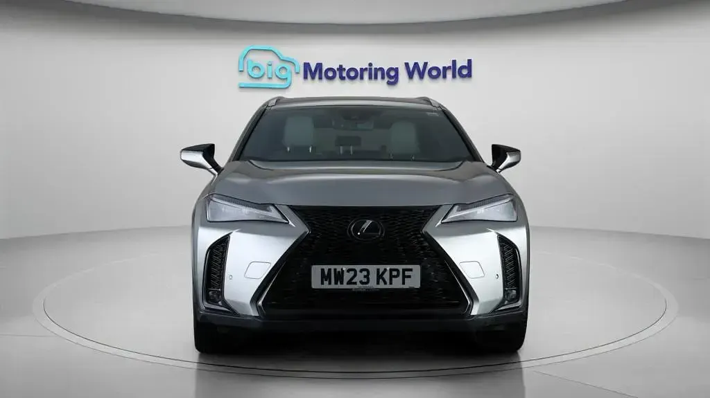 Used Lexus UX 250h Sport Design Packet 184 HP (135 kW) 2023 Silver SUV