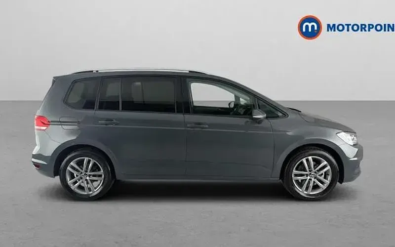 Used VW Touran Match 150 HP (110 kW) 2025 Grey MPV