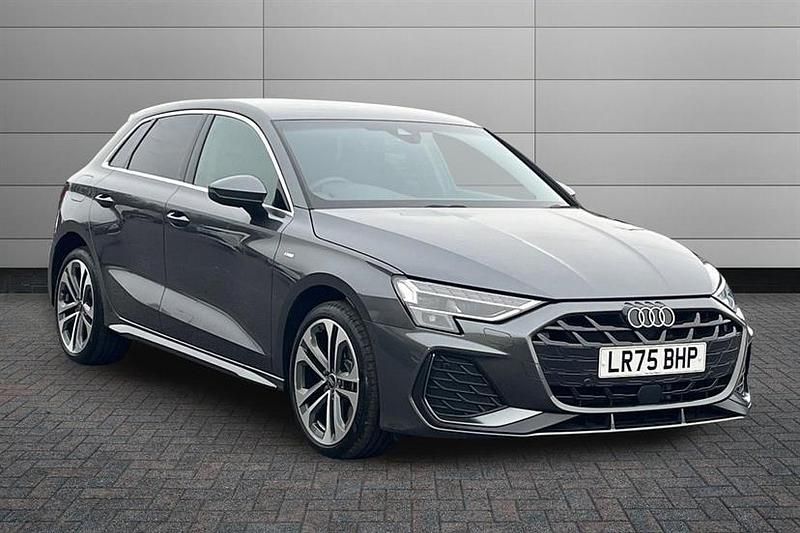 Daytona grey Used 2025 Audi A3 e-tron S-Line Hatchback | £30,000 (Good price) - Image 1/4