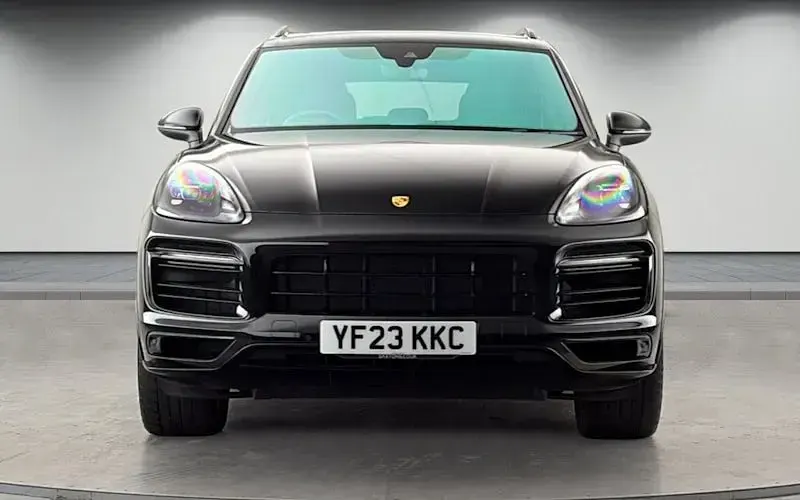 Used Porsche Cayenne Platinum Edition 462 HP (339 kW) 2022 Black SUV