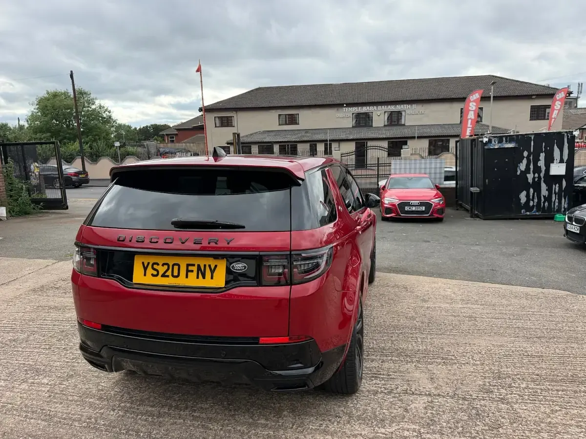 Used Land Rover Discovery 5 R-Dynamic 2020 Red SUV
