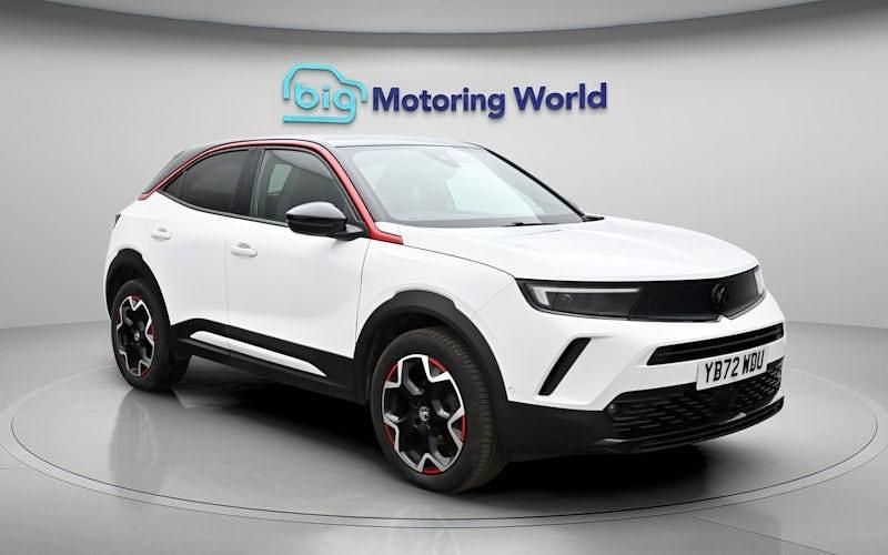 Used Vauxhall Mokka GS Line 131 HP (96 kW) 2022 White SUV