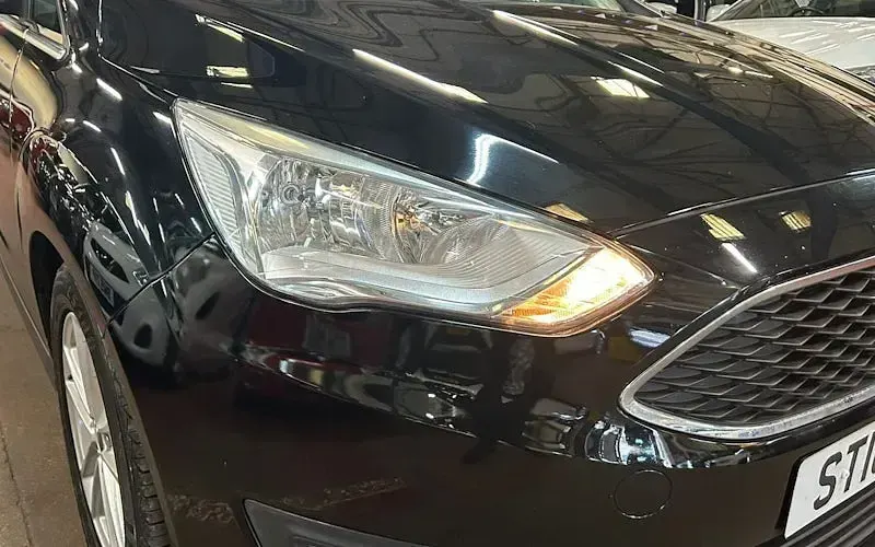 Used Ford C-MAX Zetec 120 HP (88 kW) 2018 Black MPV
