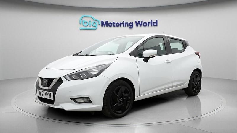Used Nissan Micra Acenta 92 HP (67 kW) 2021 White Hatchback
