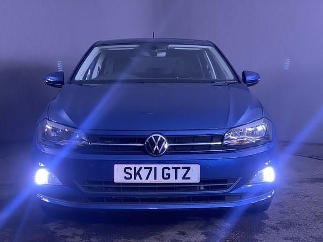 Usado VW Polo Active 95 HP (69 kW) 2021 Azul Citadino