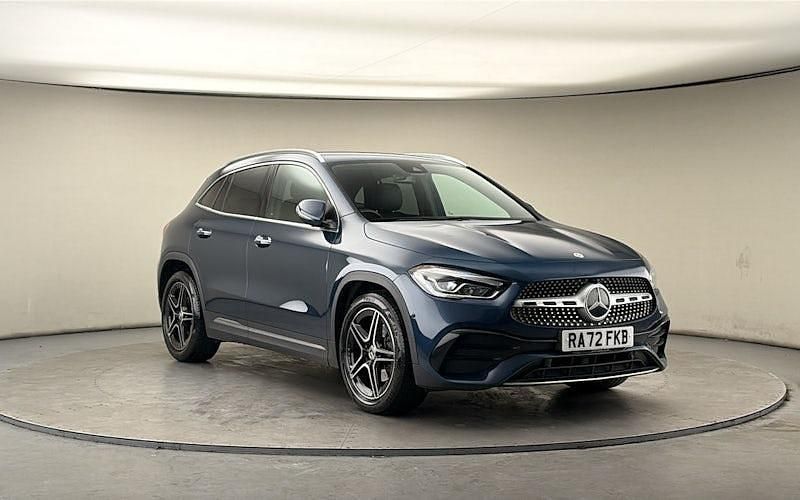 Used Mercedes GLA200 AMG Line Premium 163 HP (119 kW) 2022 Blue SUV