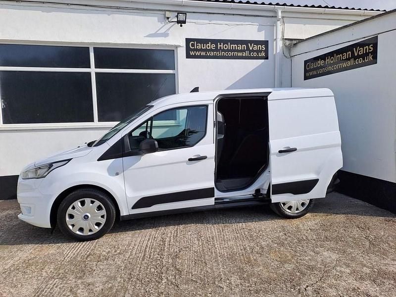 Used Ford Transit Connect Trend 100 HP (73 kW) 2021 White MPV