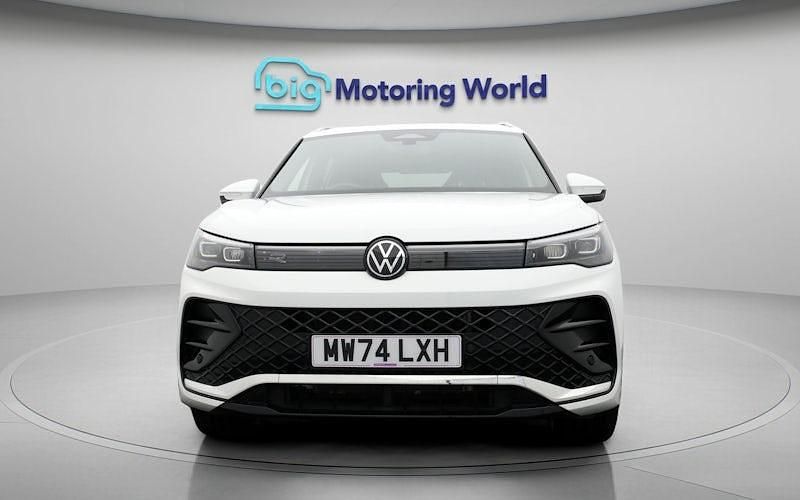 Used VW Tiguan R-line 272 HP (200 kW) 2025 White SUV