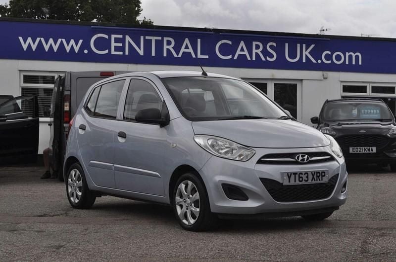 Silver Used 2013 Hyundai i10 Classic Hatchback | £2,995 (Fair price) - Image 1/4