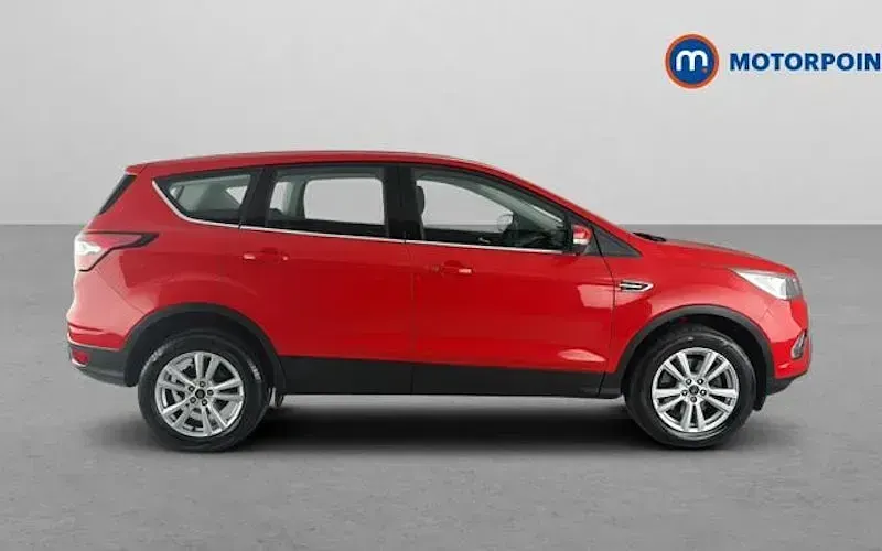 Used Ford Kuga Zetec 150 HP (110 kW) 2019 Red SUV