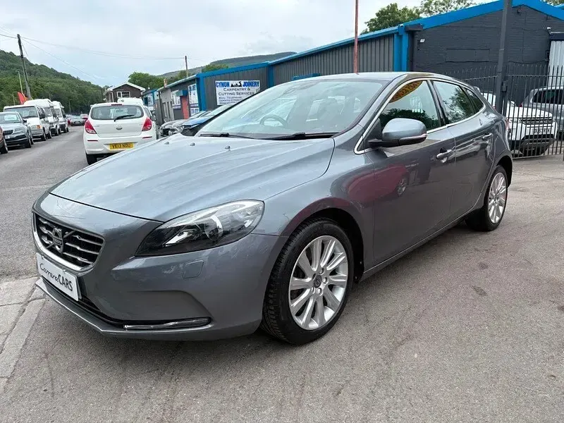 Used Volvo V40 SE Lux 2016 Grey Hatchback