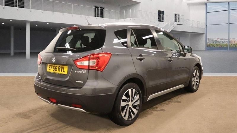 Used Suzuki SX4 SZ5 140 HP (102 kW) 2016 Grey Hatchback