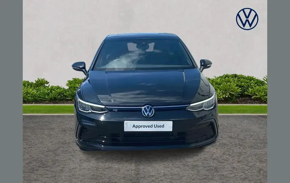 Used VW Golf VIII R-line 147 HP (108 kW) 2024 Black Hatchback