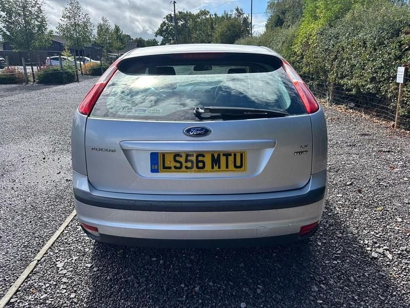 Silver Used 2007 Ford Focus Hatchback | £995 (Fair price) - Image 1/4