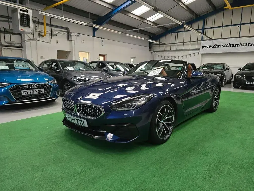 Used BMW Z4 Sport Line 2019 Mediterranean blue Cabriolet