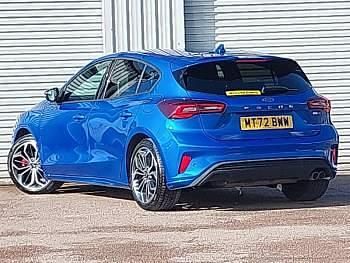 Gebraucht Ford Focus ST-Line 155 PS (114 kW) 2022 Blau Kleinwagen