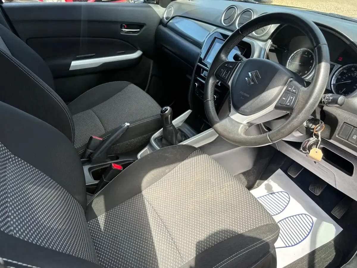 Used Suzuki Vitara SZ-T 120 HP (88 kW) 2016 Black SUV
