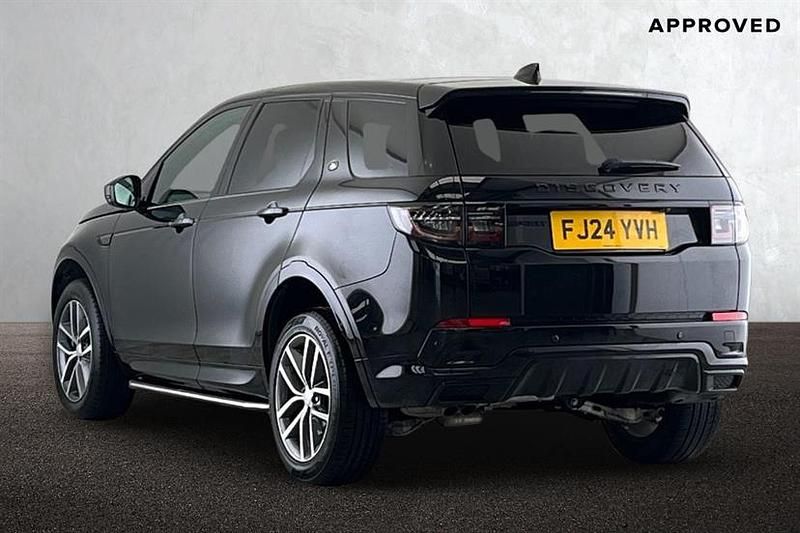 Second-hand Land Rover Discovery Sport SE Dynamic 204 CP (150 kW) 2024 Negru SUV