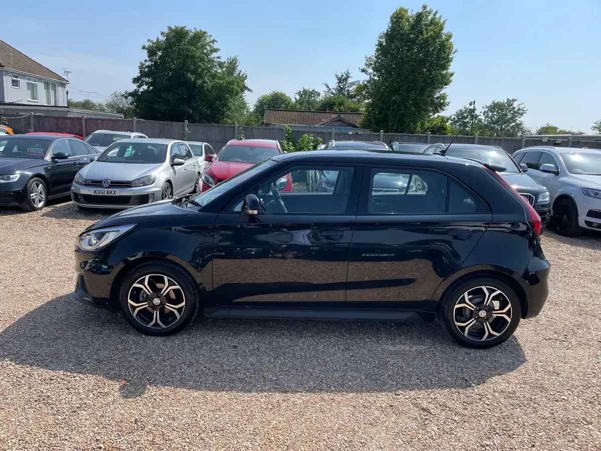 Used MG MG3 Excite 106 HP (77 kW) 2021 Black Hatchback