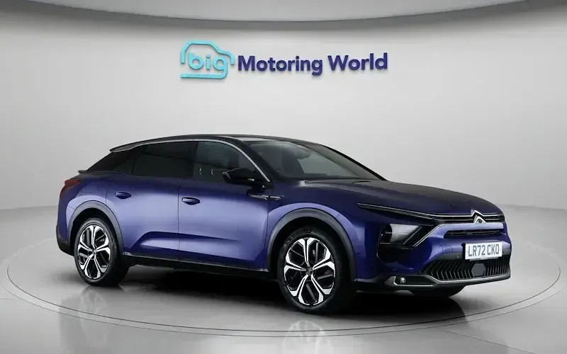 Used Citroën C5 X Shine 225 HP (165 kW) 2023 Blue Estate