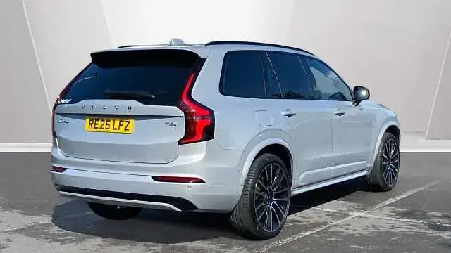Begagnad Volvo XC90 Ultra 455 HK (334 kW) 2025 Silver SUV