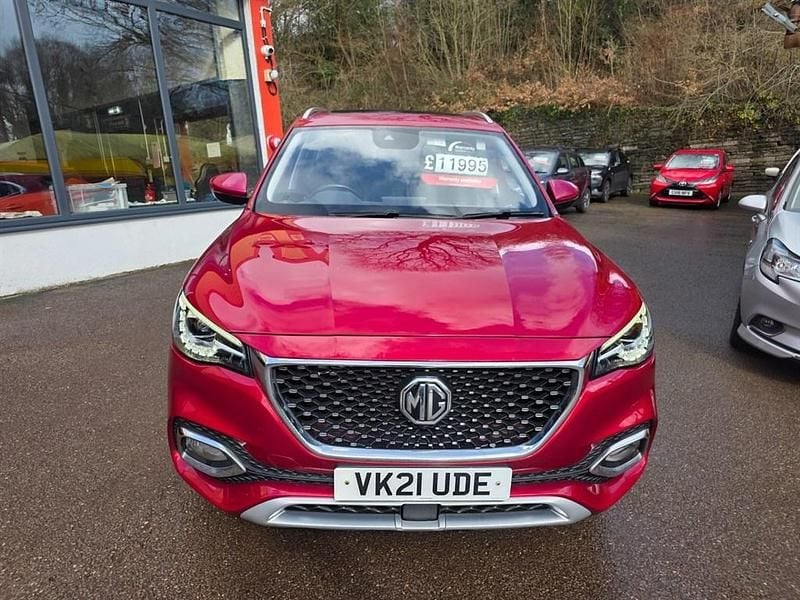 Used MG MG3 106 HP (77 kW) 2021 Red Hatchback