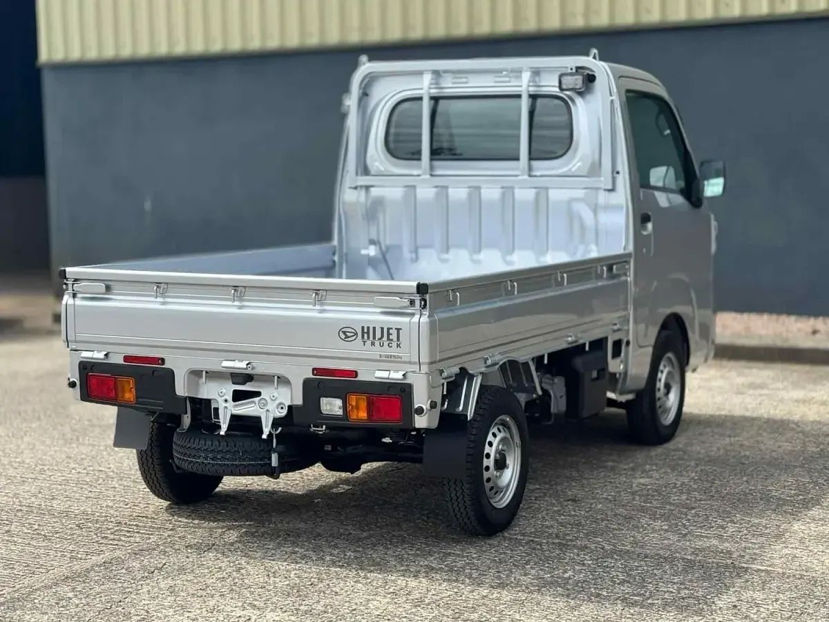 Used Daihatsu Hijet 2024 Silver MPV