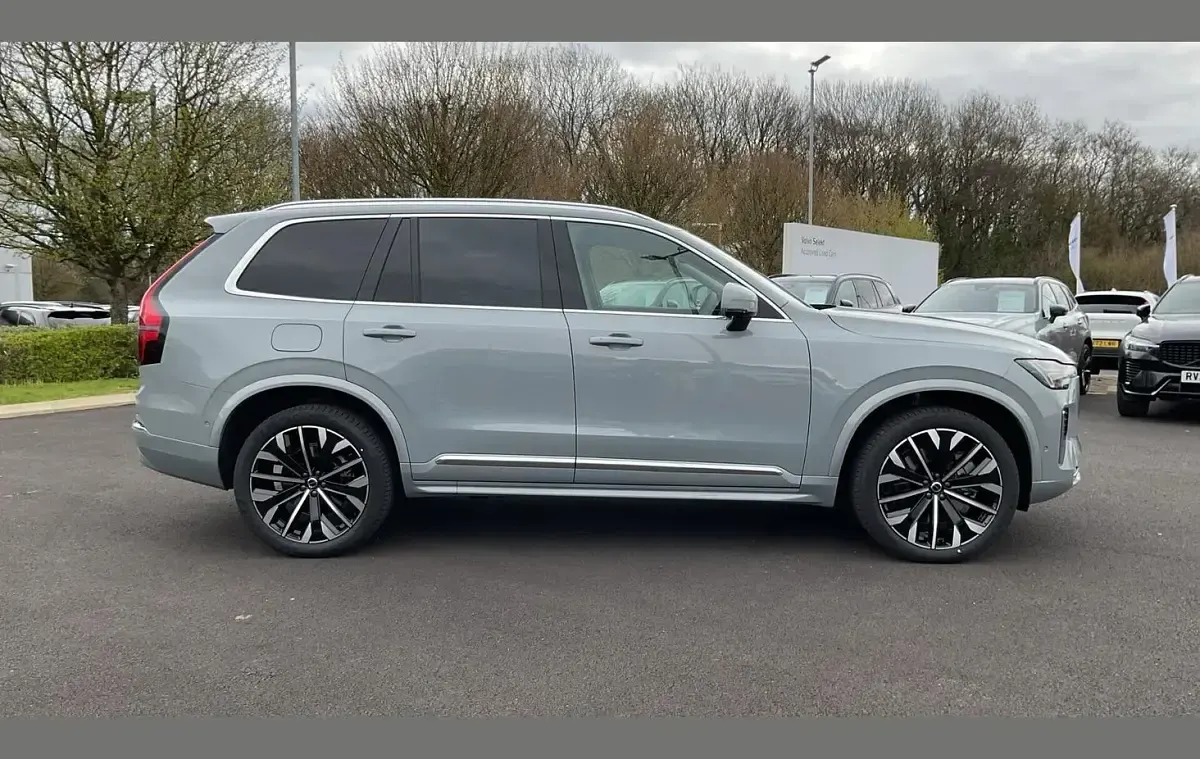 Used Volvo XC90 Ultra 449 HP (330 kW) 2026 Grey SUV