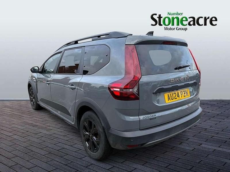 Used Dacia Jogger Extreme 139 HP (102 kW) 2024 Grey MPV