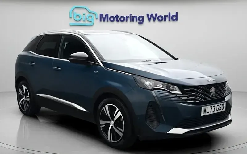 Used Peugeot 3008 GT 131 HP (96 kW) 2023 SUV