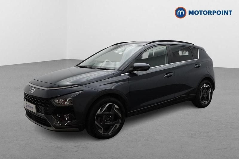 Begagnad Hyundai Bayon Premium 2024 Grå SUV