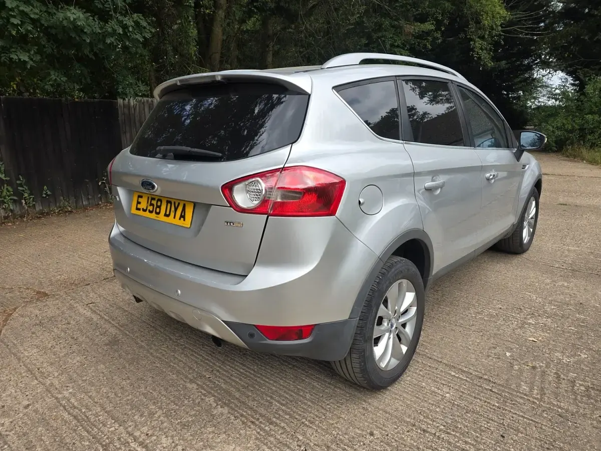 Used Ford Kuga Titanium 136 HP (100 kW) 2008 Silver SUV