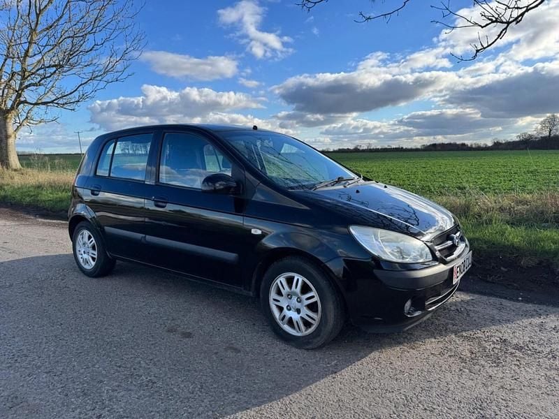 Used Hyundai Getz 95 HP (69 kW) 2008 Black Hatchback