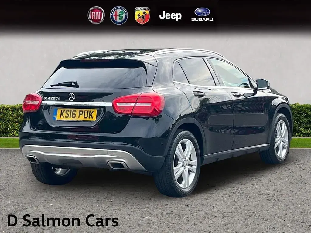 Used Mercedes GLA200 Premium Plus 134 HP (98 kW) 2016 Black SUV