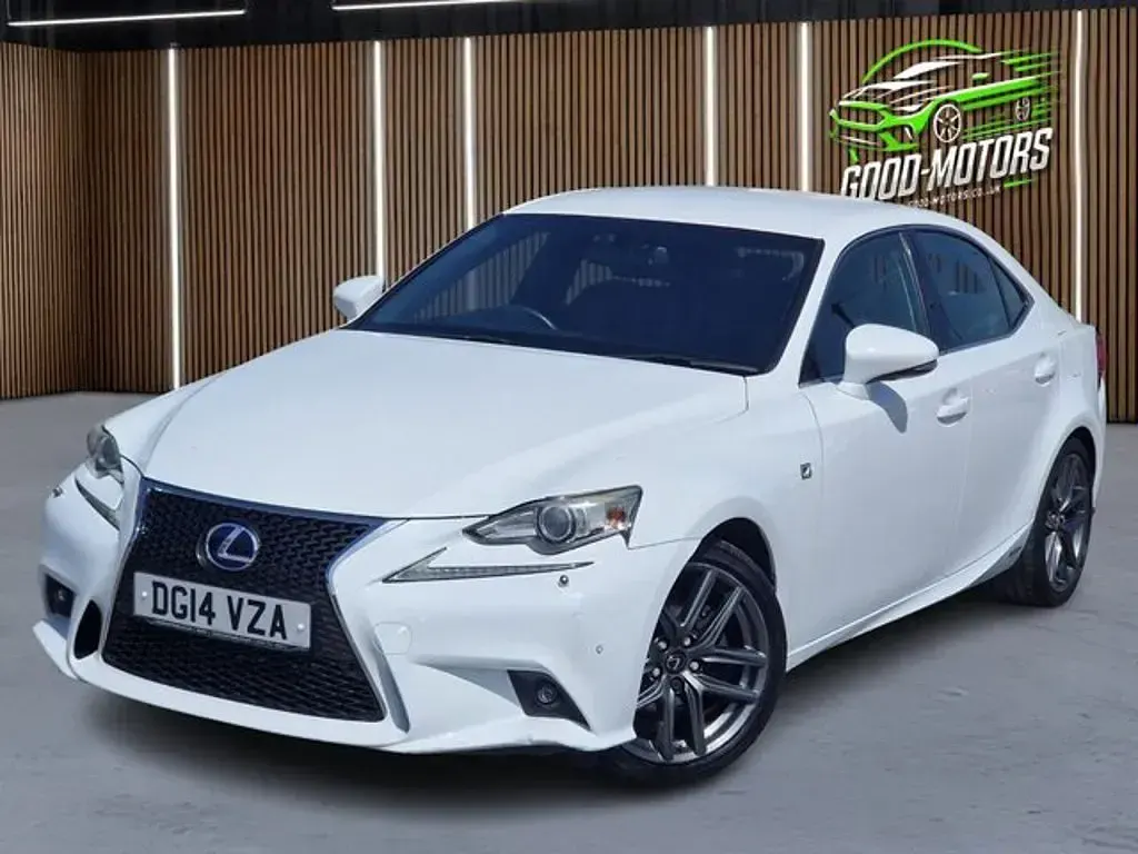 Used Lexus IS300h Sport Line 223 HP (164 kW) 2014 White Sedan