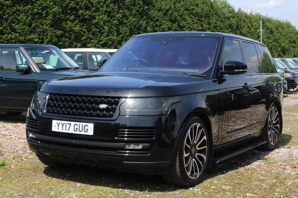 Used Land Rover Range Rover Autobiography 339 HP (249 kW) 2017 Black SUV