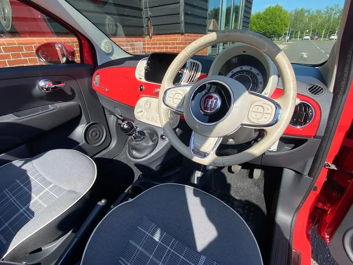 Used Fiat 500C Lounge 69 HP (50 kW) 2017 Pink Cabriolet