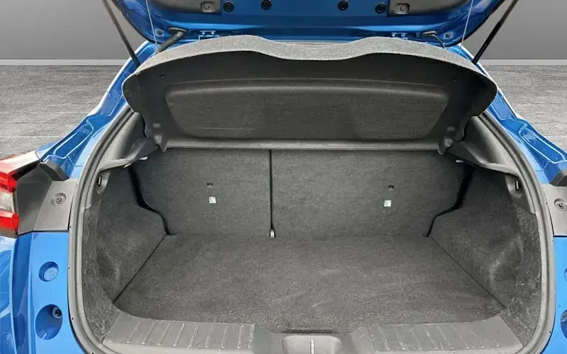 Used Nissan Juke N-Connecta 114 HP (83 kW) 2023 Blue SUV