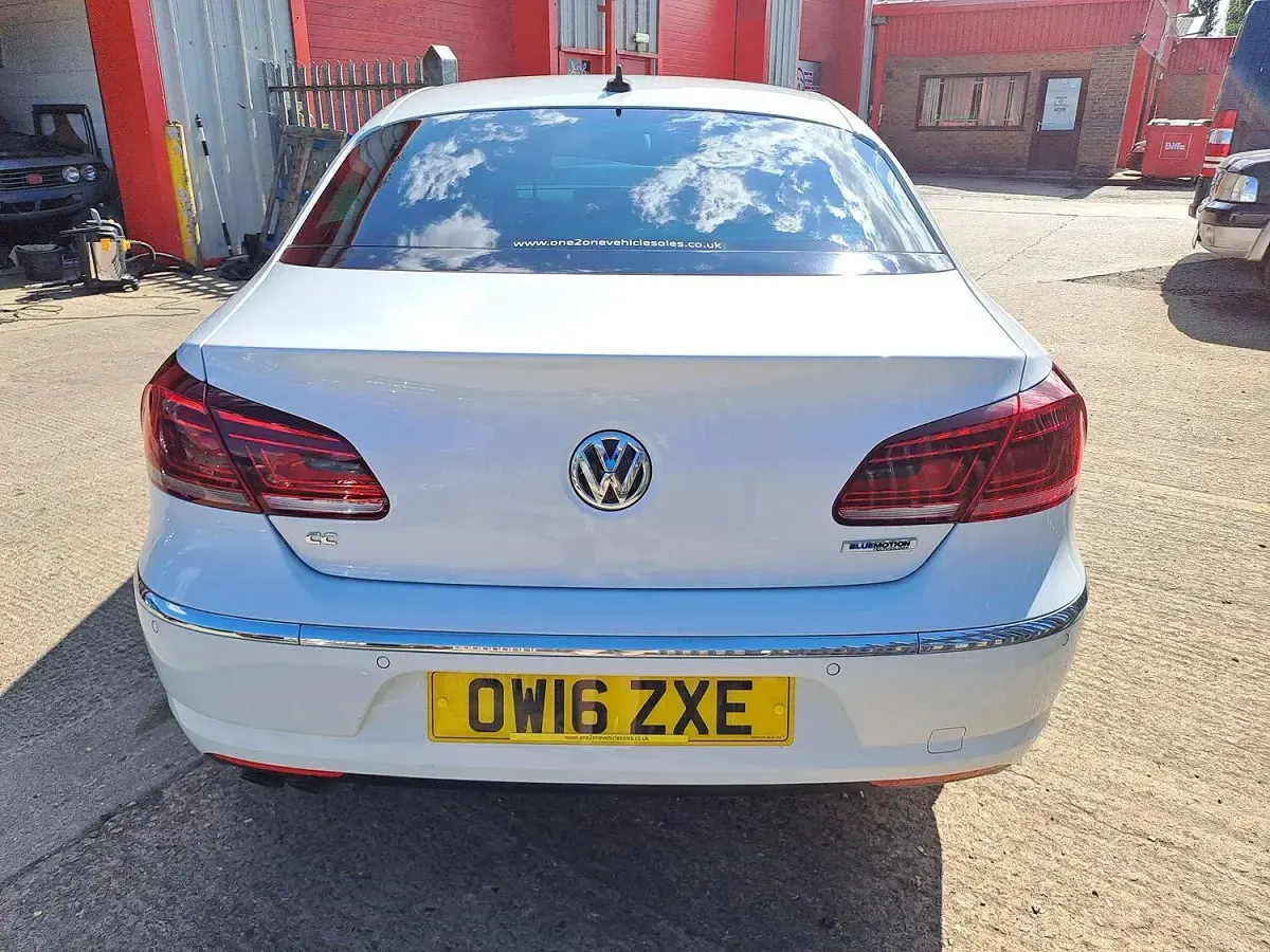 Used VW CC R-line 2016 White Sedan