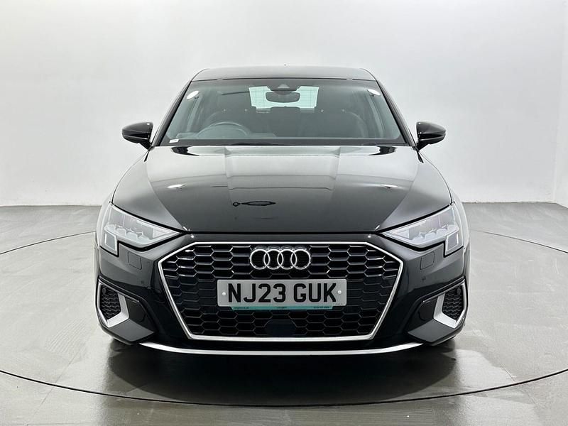 Begagnad Audi A3 Sportback e-tron Sport 2023 Svart Halvkombi
